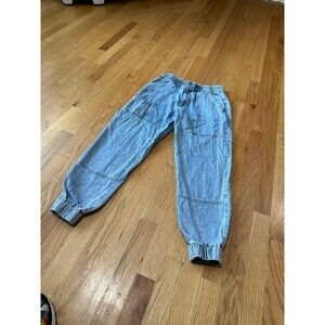 Forever 21 taper style jeans jogger